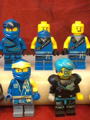 Lego 122 figures like new