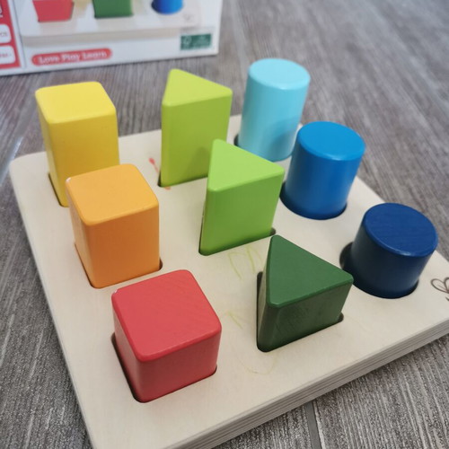 Wooden Shape and Color Sorting Toy like new