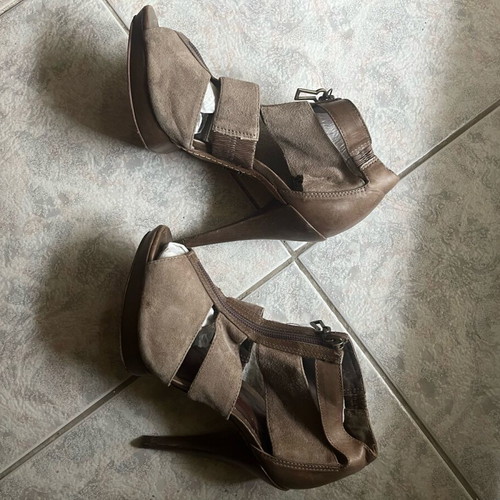 Schutz pumps like new, size 37, grey and brown