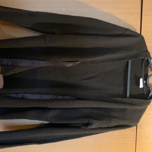 Brown cardigan like new with front ribbon, long sleeves