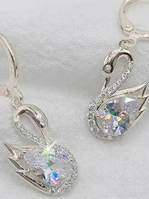 Swan Drop Earrings new, silver color