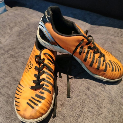 Admiral football shoes used, size 35