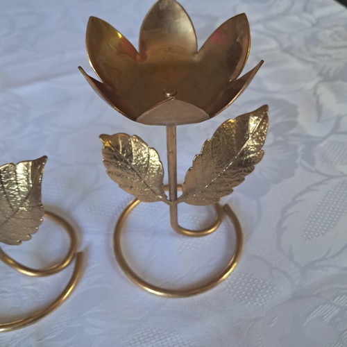 Avon vintage rose candle holder set with candles from 1970, like new