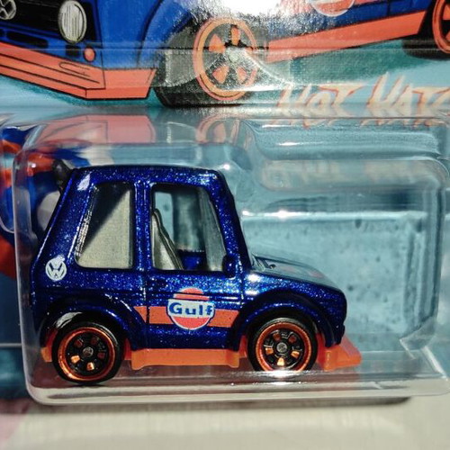 Hot Wheels 2025 Tooned *GULF* Silver Series Volkswagen Golf MK1 new