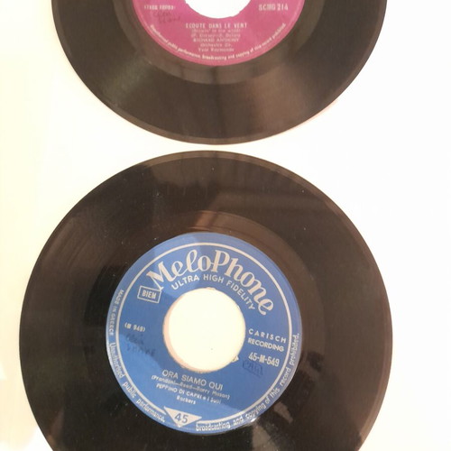 45rpm vinyl records used, rare 60s authentic pressings Beatles covers