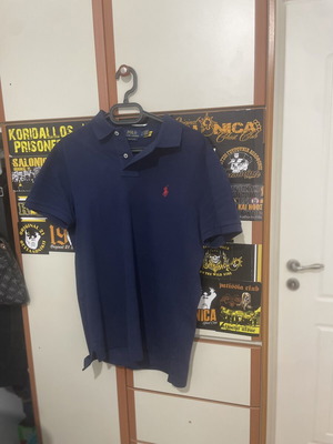 Polo T Shirt like new, size S, worn once at wedding
