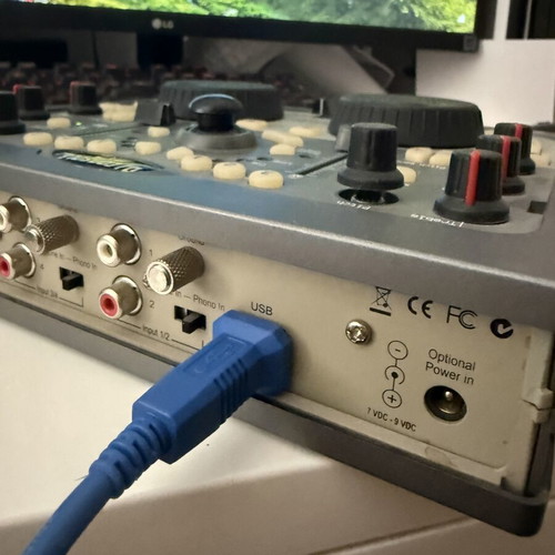 Hercules DJ Console MK2 used USB DJ controller and audio interface