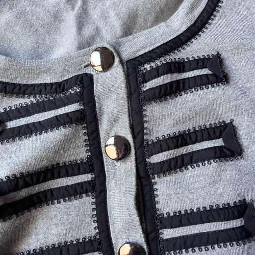 Warehouse cardigan used grey with black details and metallic buttons
