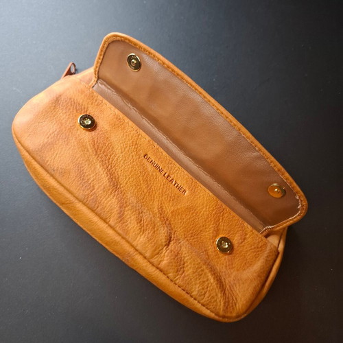 Leather Pipe And Tobacco Case new, brown