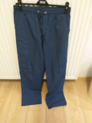 Reebok tracksuit like new, blue