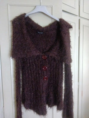 Medium woolly feather-like cardigan, Italian