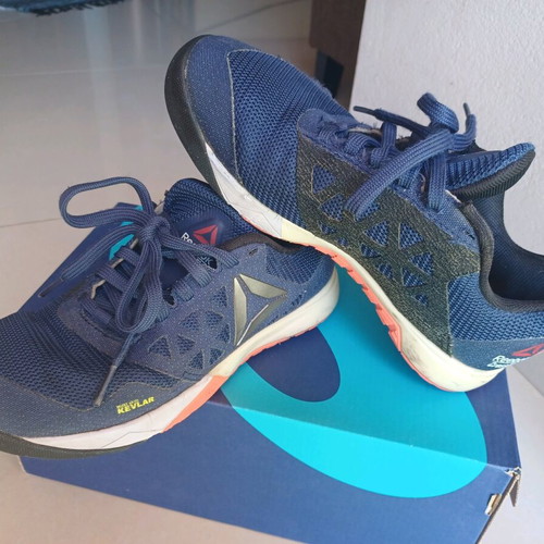 Reebok crossfit athletic shoes used, size 37.5, blue and pink