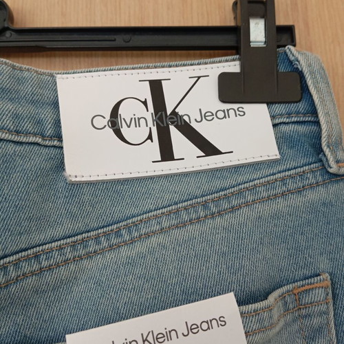 Calvin Klein jeans women's slim fit new, size M-L, blue