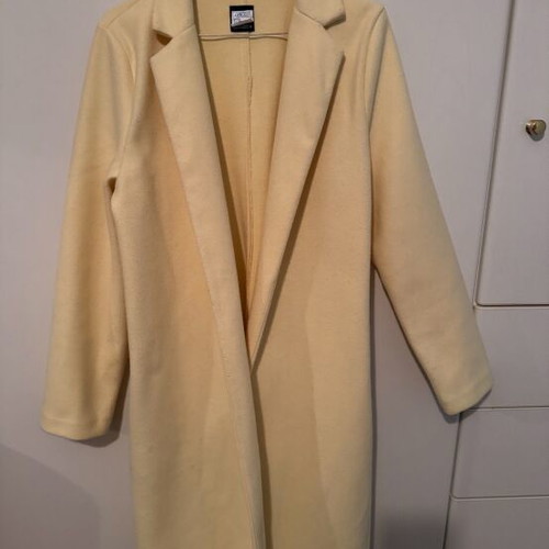 Zara coat used, pale yellow, size L, slim fit