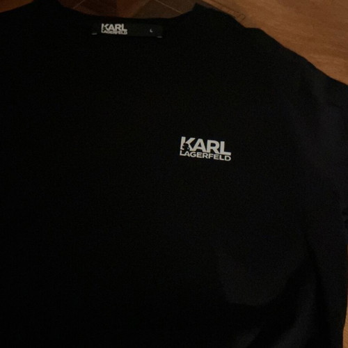 Karl Lagerfeld T-shirt black like new, size Large