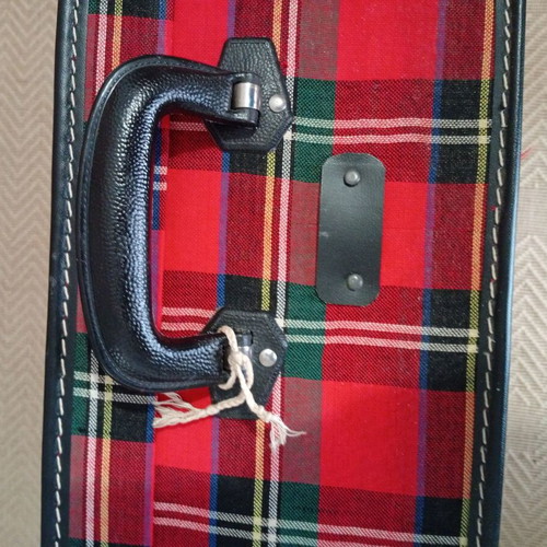 Vintage large suitcase like new, red plaid with black