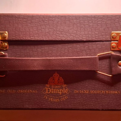 Dimple 15 Years Old Whisky 40% 700ml Collectible Gift Box 2004 New