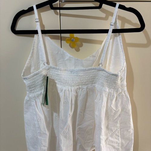 Benetton white t-shirt new size L