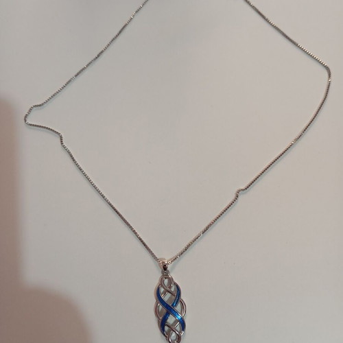 Necklace like new