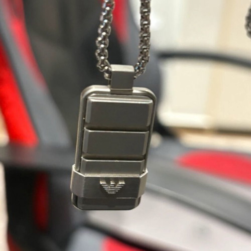 Emporio Armani necklace like new, silver