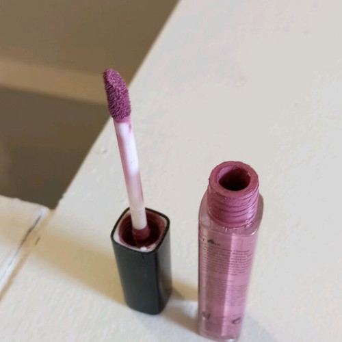 Lip gloss used