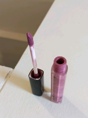 Lip gloss used