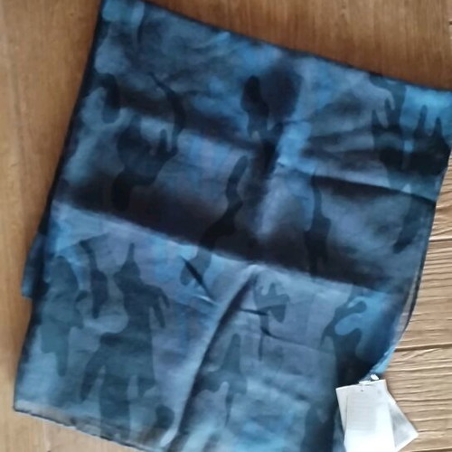 Scarf new