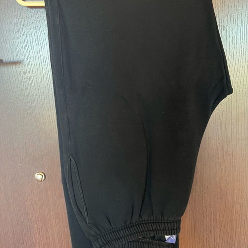 Reebok men's tracksuit large like new, black