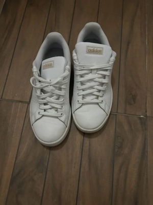 Adidas shoes size 38 like new