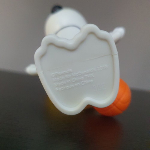 Snoopy Basketball Player figure used, 2018 McDonald's collectible