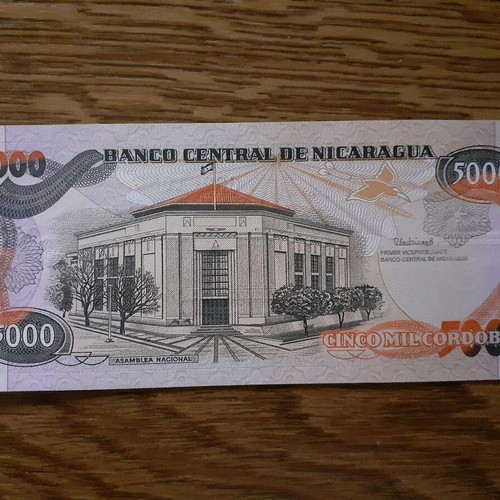 Nicaragua 5,000 Cordobas banknote 1985 new