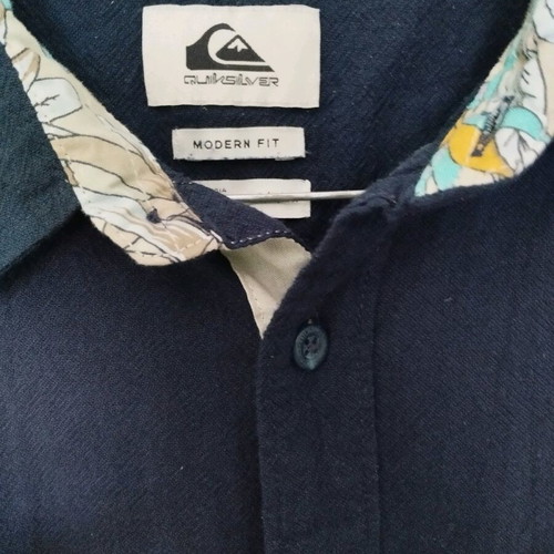 Quiksilver shirt new, size M, beige