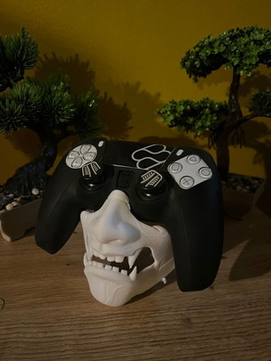 Ghost Of Yotei Mask PS5 controller stand new