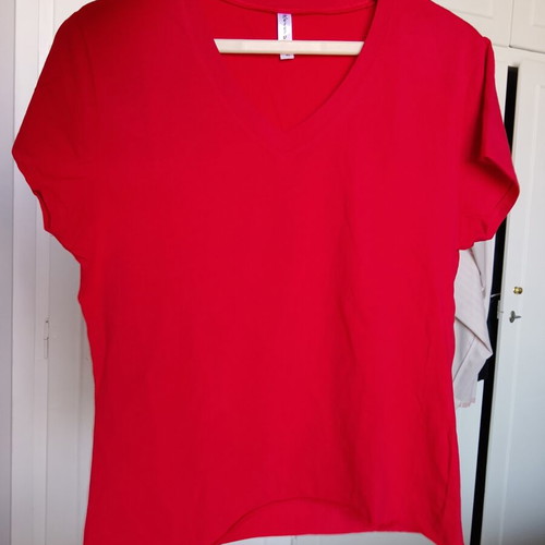 Reserved red T-shirt XL like new