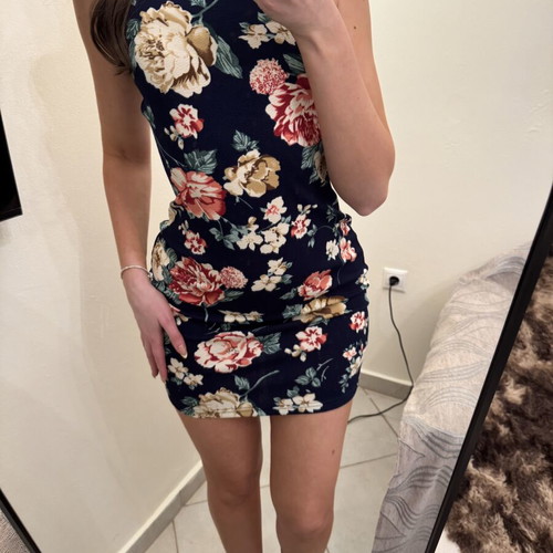 Mini floral dress size S, like new, black multicolor