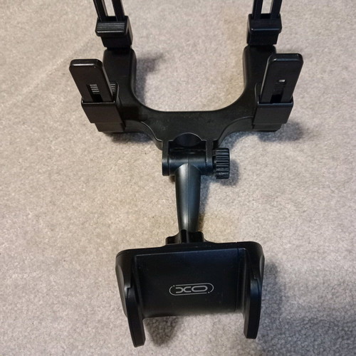 Car phone holder like new, mirror mount