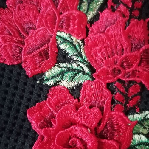 Women's bag with machine embroidery applique new, black and red
