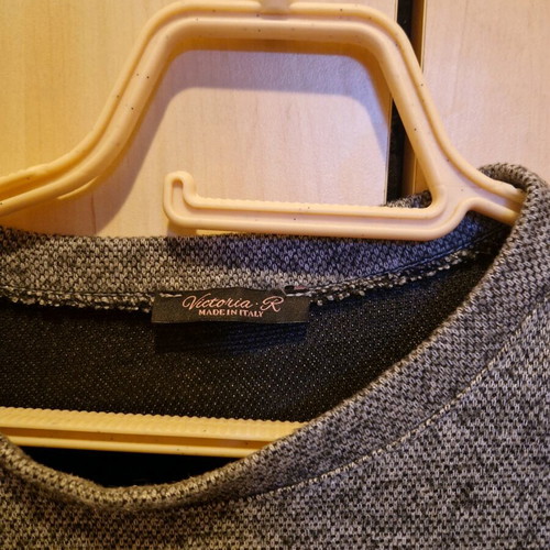 Grey soft long sleeve top like new, size S