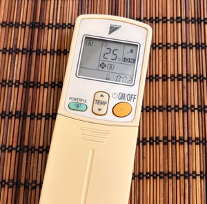 DAIKIN remote control ARC423A1