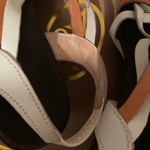 Leather sandals used no.37 white and orange
