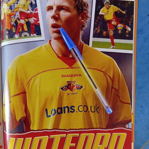 Match Football Magazine issue 20-26/2/2007 like new with Manchester United posters