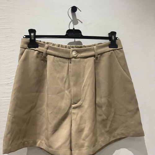 Shein beige vest and shorts set like new, size L