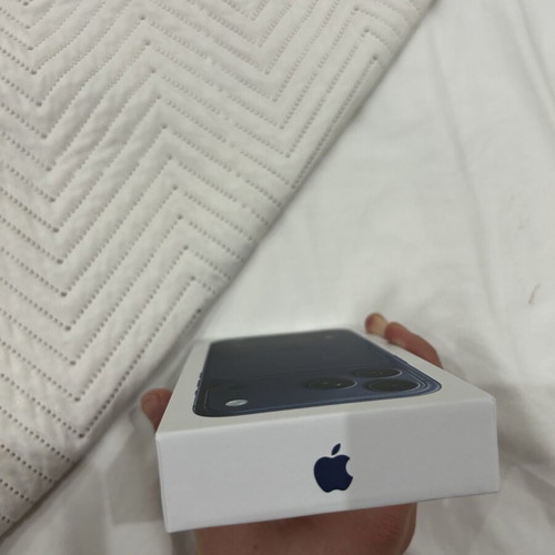 IPhone 17 Pro Max 1TB sealed, blue, dual SIM