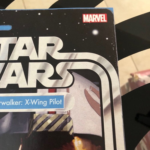 Star Wars 11 Luke X-Wing Pilot Figure Variant Cover new Marvel Comics 2015