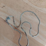 Flat snake chain necklace like new