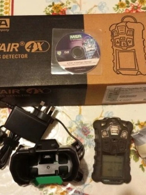 Msa Altair 4x gas detector like new with charger and case