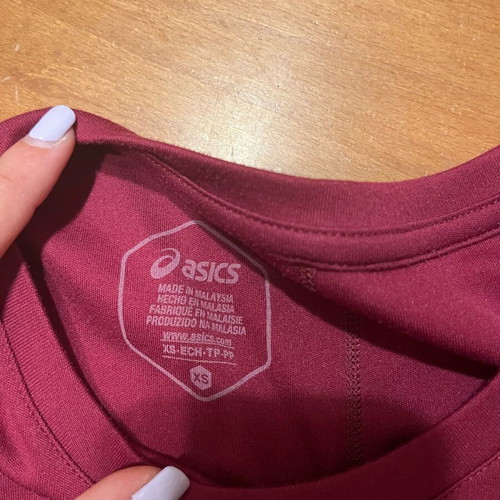 Asics sports shirt new, red, size XS