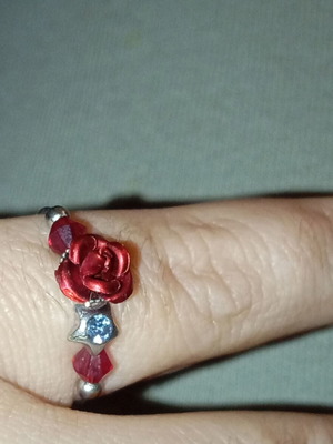 Ring with red rose like new