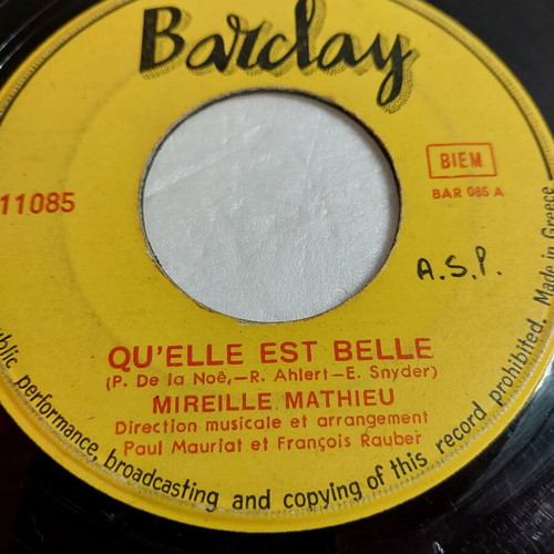 Qu'elle Est Belle Mireille Mathieu 45 vinyl used