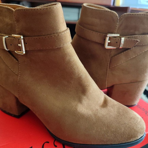 Women's brown ankle boots new, size 40